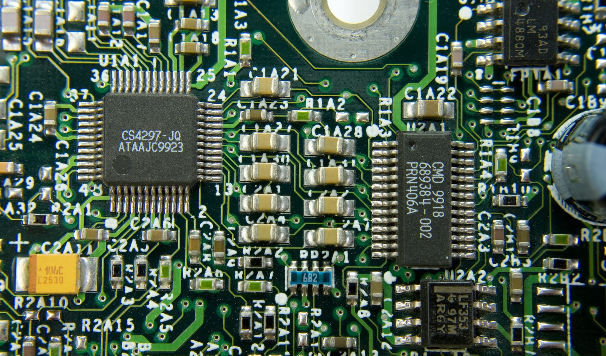 Exploring The Connection Between Laptop Charging Problems And Motherboard Issues